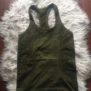 Olive Green lululemon Swiftly Racerback - Floral